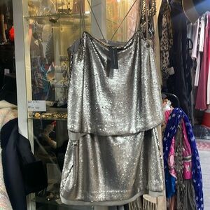 Banana Republic Taupe sequence dress 10